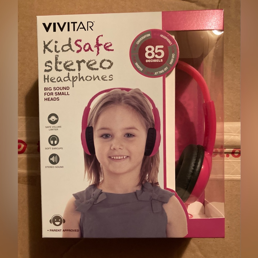 New Vivitar Kid Safe Stereo Pink Headphones 85 Decibels age 3-9 Safe Sound Limit